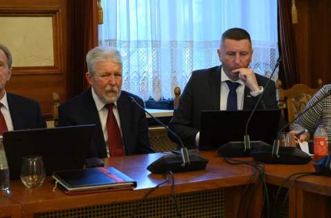 LX sesja Rady Powiatu w Krakowie - radni: Krzysztof Musiał i Krzysztof Krupa