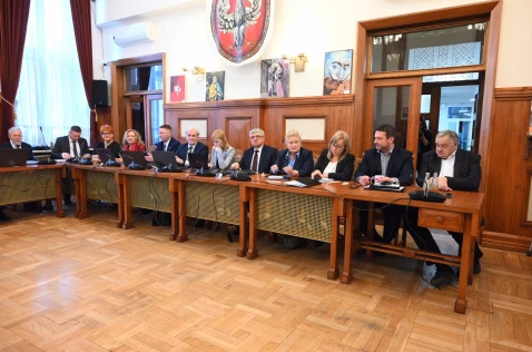 20 LXII sesja Rady Powiatu_2000x1335.JPG